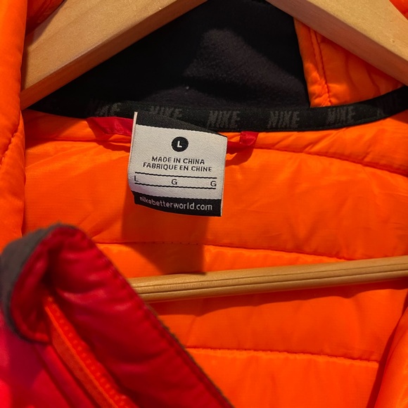 Nike jacket great condition - Picture 3 of 3